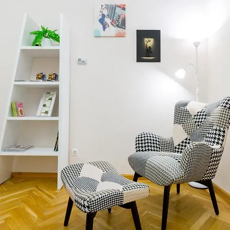 Apartment K17 Kinizsi *