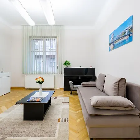 Apartmán K17 Kinizsi